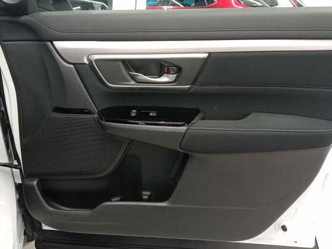 Honda CR-V Híbrido 2.0 i-MMD Elegance Navi 4x2