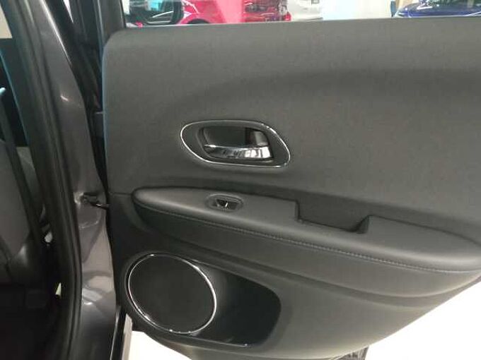 Honda  HR-V ES - SUV5 1.5 i-VTEC EU6d-T, Elegance (EURO 6d-TEMP), (Facelift) 2018 - 2021
